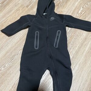 Nike Kids Black Hooded Footie
